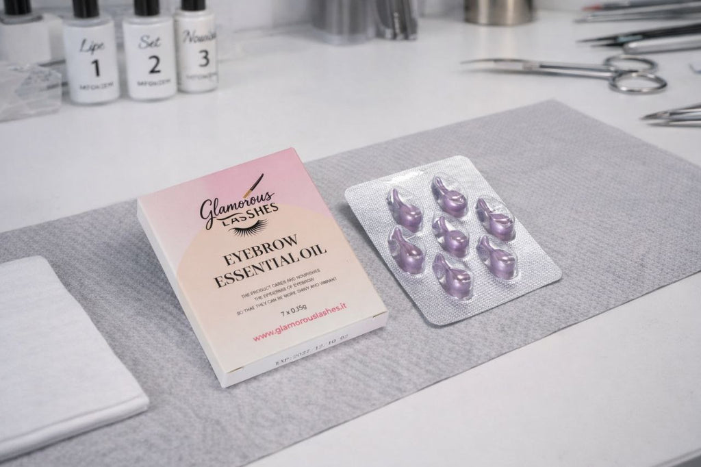 EYEBROW ESSENTIAL OIL - OLIO ESSENZIALE PER SOPRACCIGLIA Glamorous Lashes